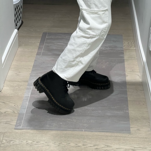 Dr.marten AUDRICKS size 7 womens - Picture 7 of 8